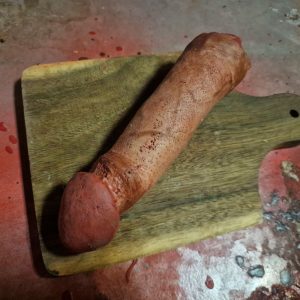 pene cortado de silicona - silicone severed penis
